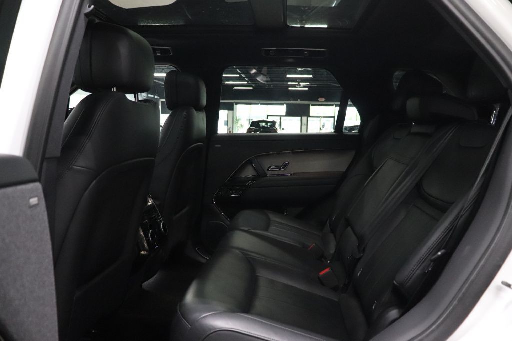 2024 Land Rover Range Rover Sport Image 15