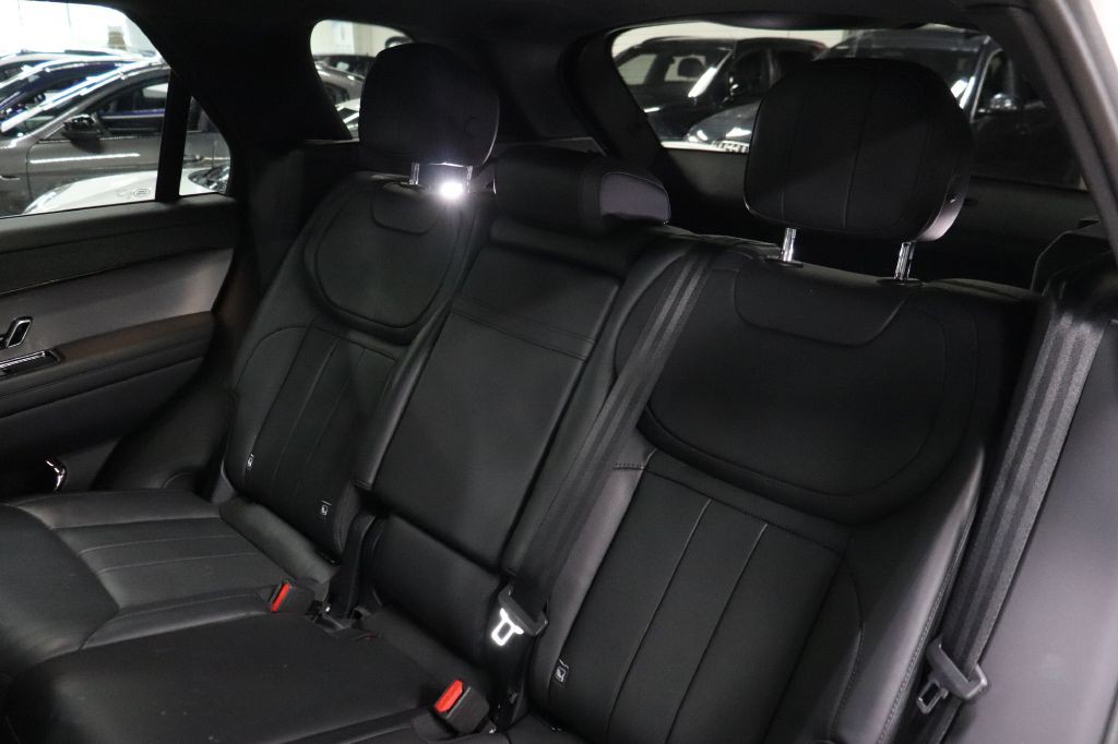 2024 Land Rover Range Rover Sport Image 16