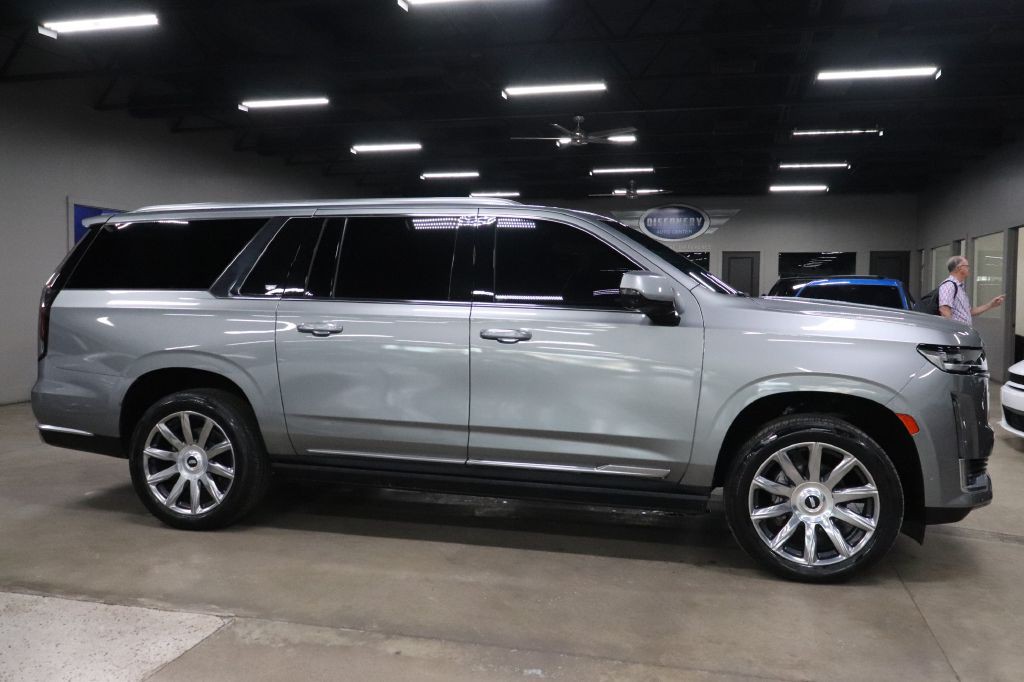 2023 Cadillac Escalade Image 6