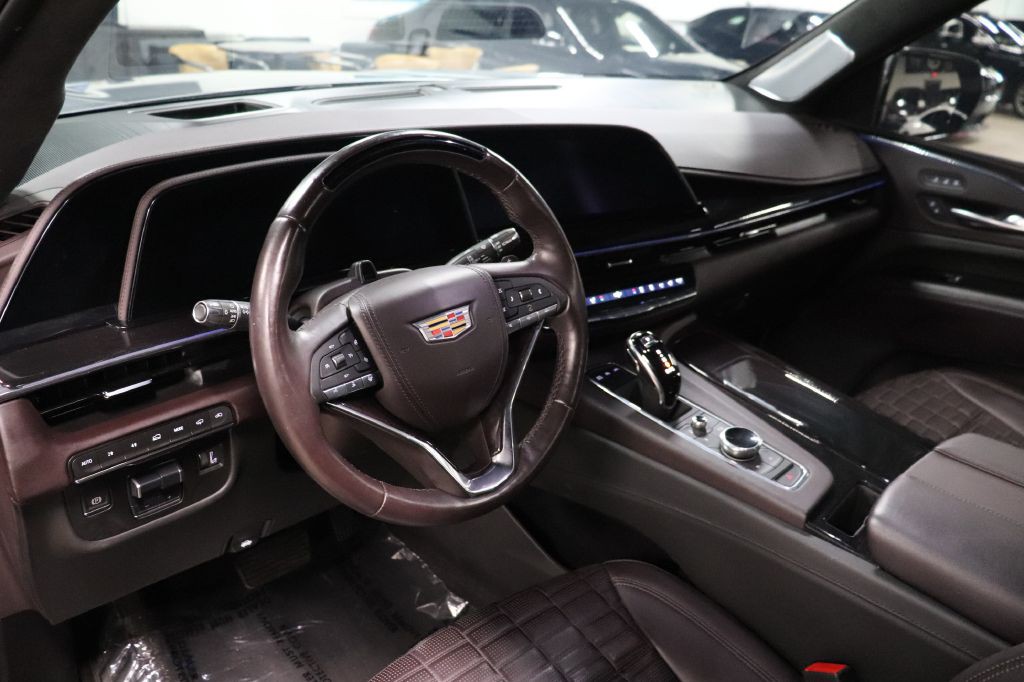 2023 Cadillac Escalade Image 13