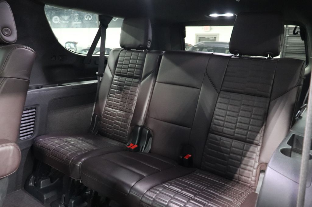 2023 Cadillac Escalade Image 18