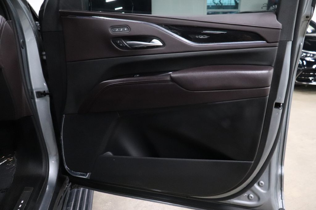 2023 Cadillac Escalade Image 24