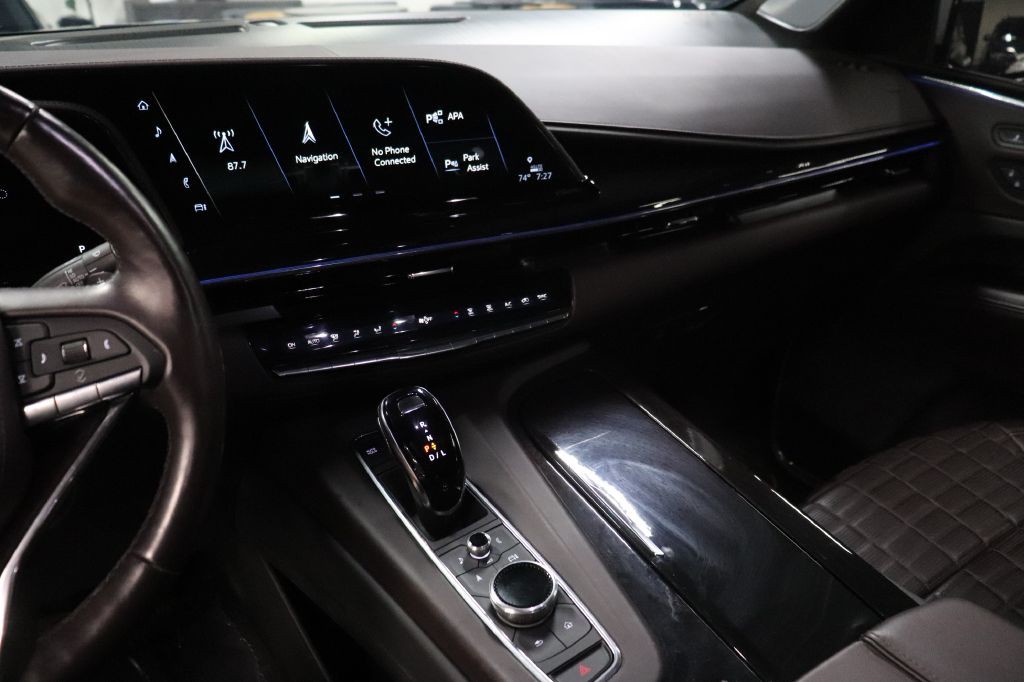 2023 Cadillac Escalade Image 32