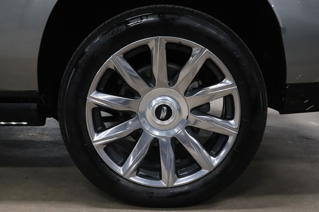 2023 Cadillac Escalade Image 40