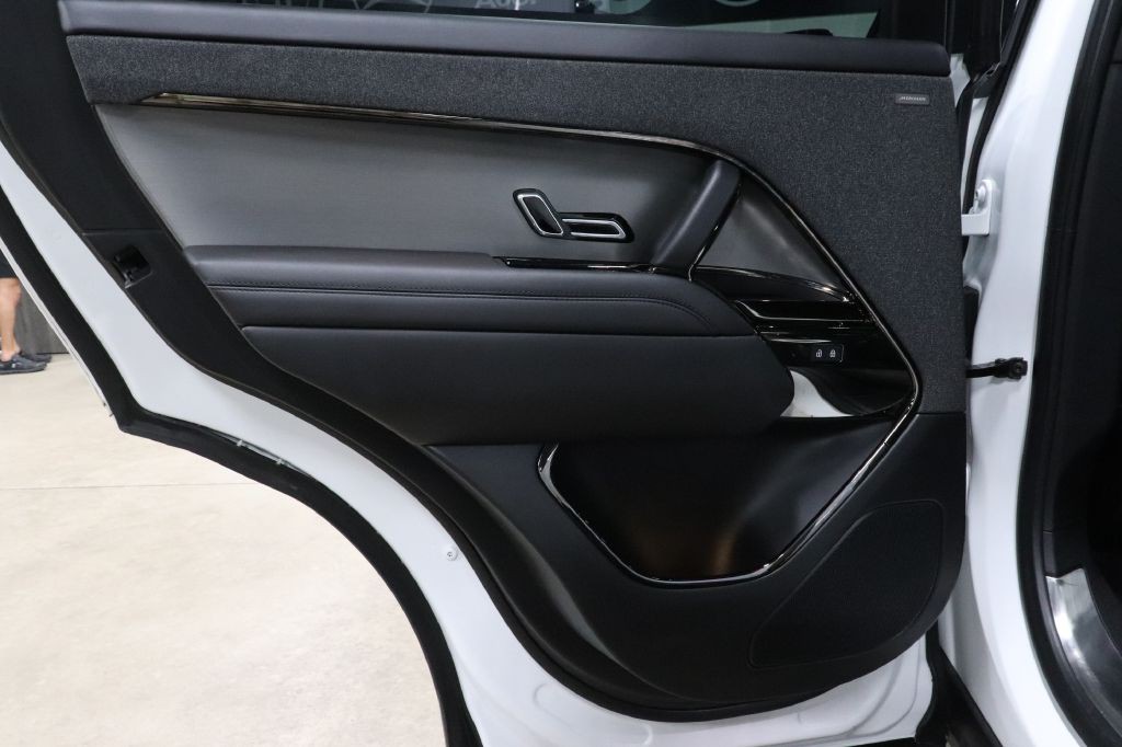 2024 Land Rover Range Rover Sport Image 19