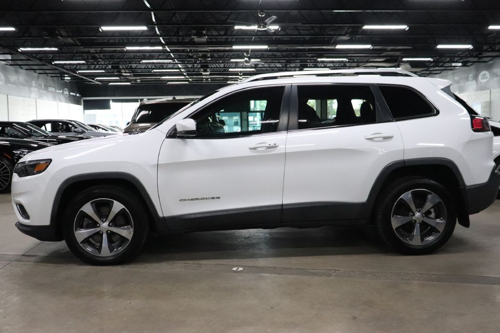 2019 Jeep Cherokee Image 2