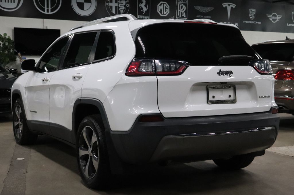 2019 Jeep Cherokee Image 3