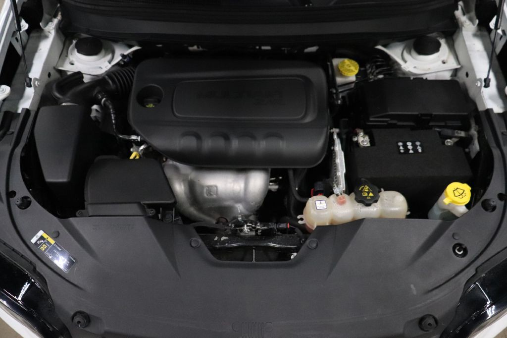 2019 Jeep Cherokee Image 28