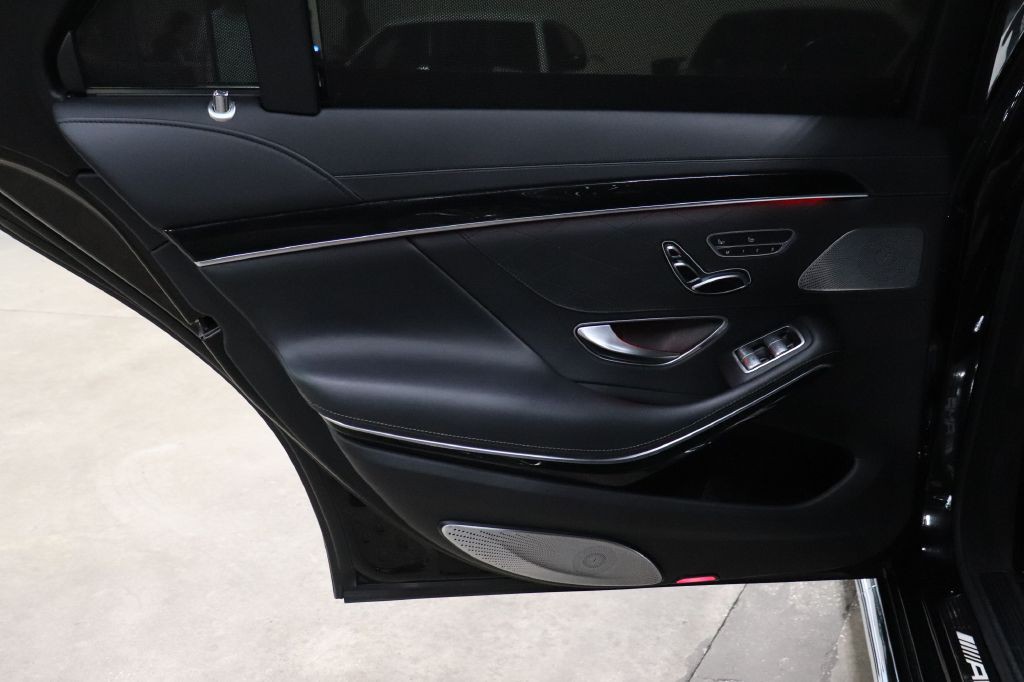 2015 Mercedes-Benz S-Class Image 15