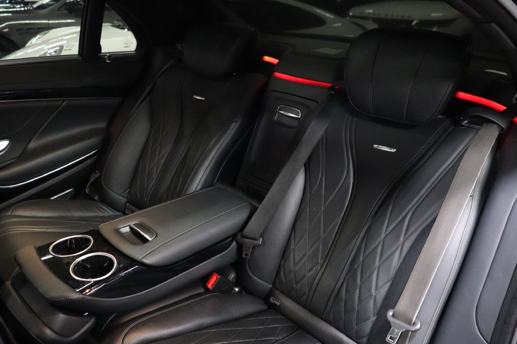 2015 Mercedes-Benz S-Class Image 17