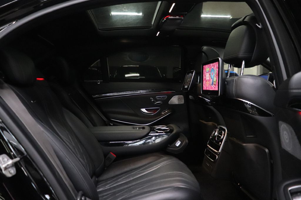 2015 Mercedes-Benz S-Class Image 21