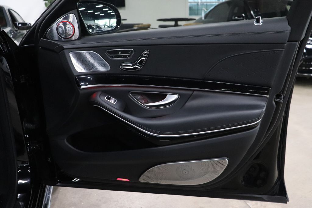 2015 Mercedes-Benz S-Class Image 24