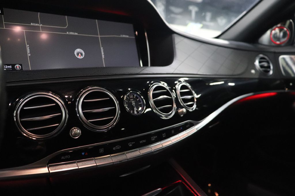 2015 Mercedes-Benz S-Class Image 34