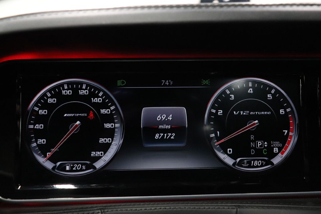 2015 Mercedes-Benz S-Class Image 38