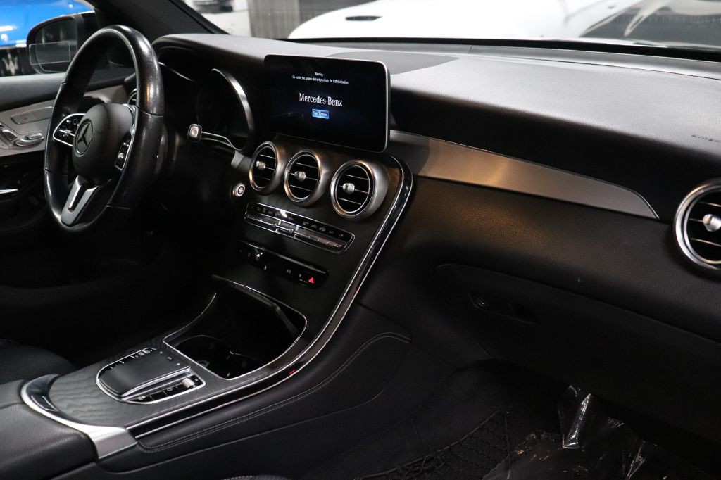 2020 Mercedes-Benz GLC-Class Image 20