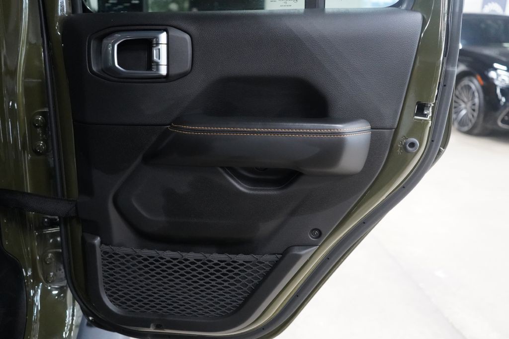 2024 Jeep Wrangler Image 18