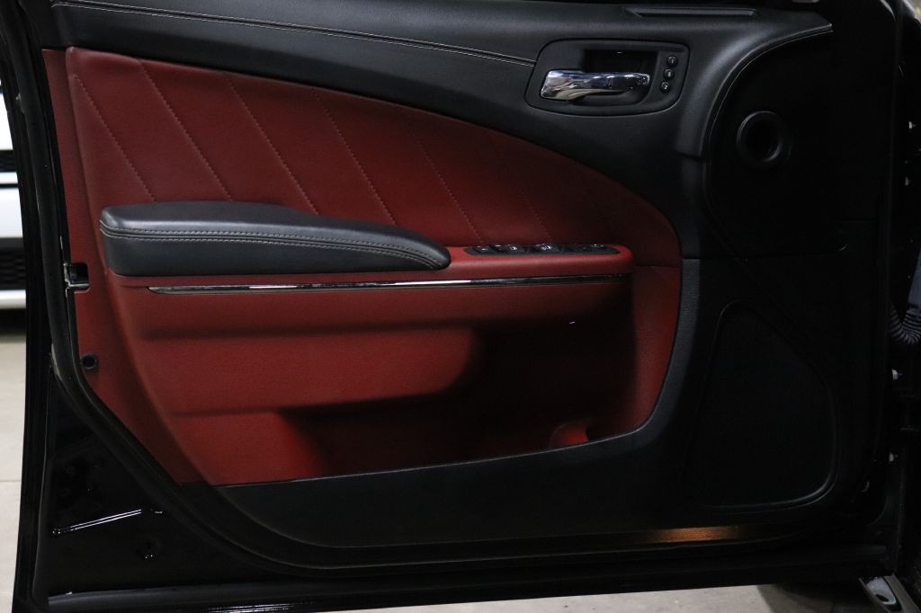 2022 Dodge Charger Image 9