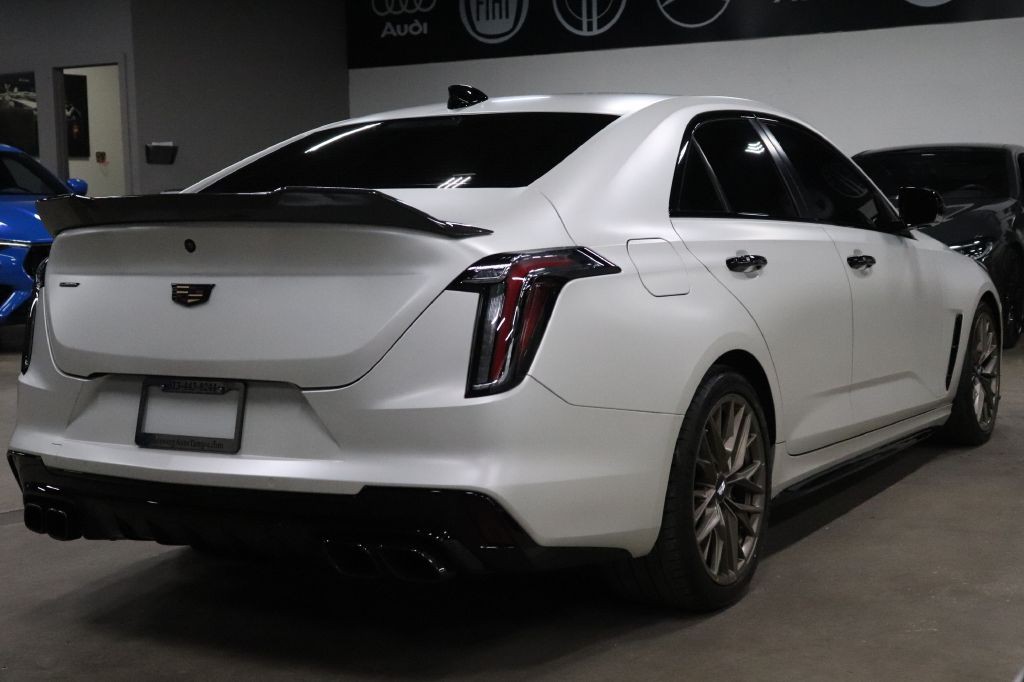 2022 Cadillac Ct4-v Image 5