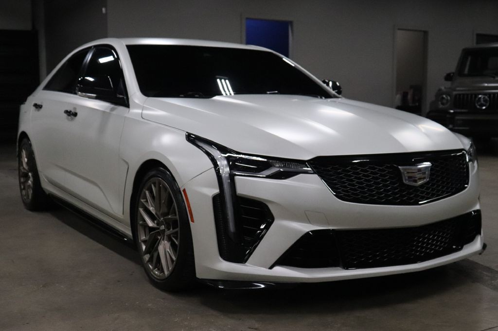 2022 Cadillac Ct4-v Image 7