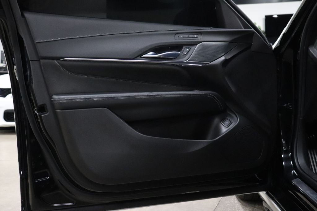 2022 Cadillac Ct4-v Image 9