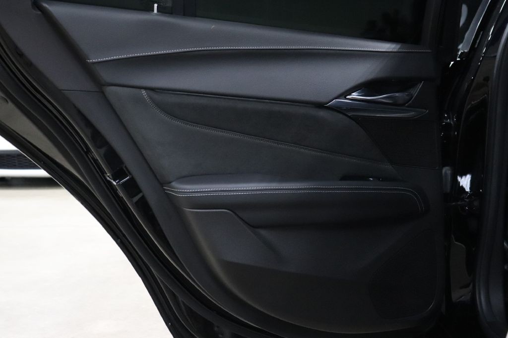 2022 Cadillac Ct4-v Image 18