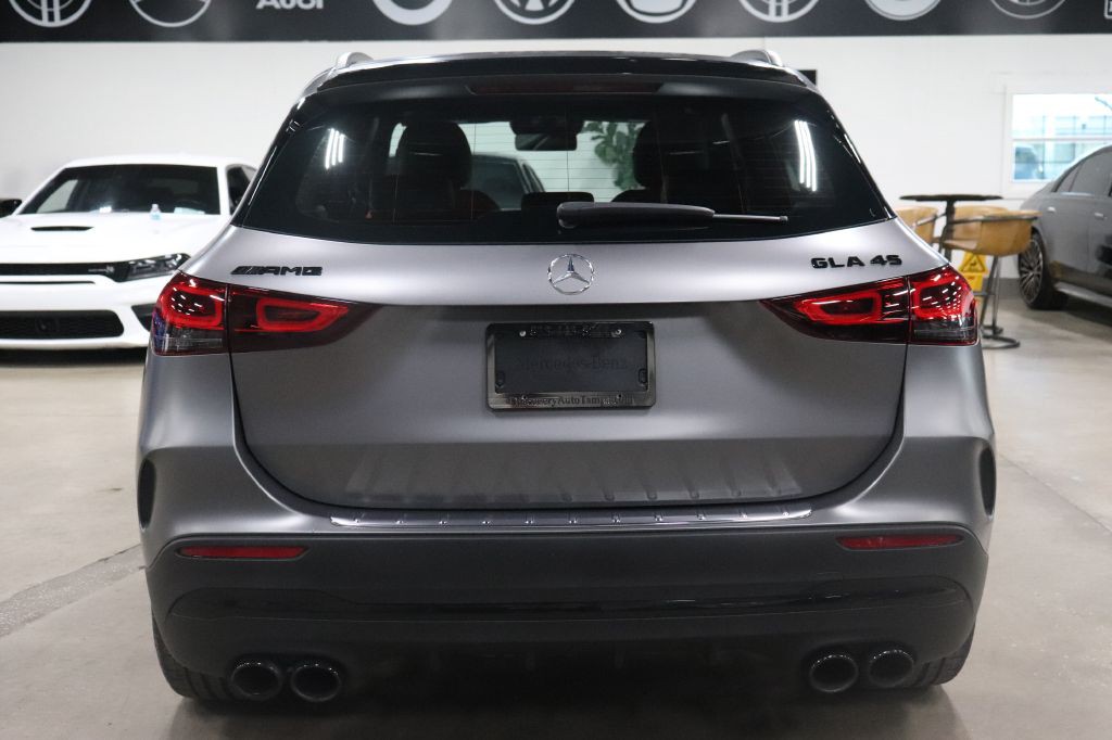 2022 Mercedes-Benz GLA-Class Image 4