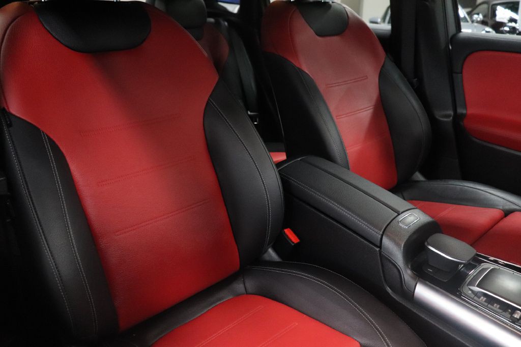 2022 Mercedes-Benz GLA-Class Image 27