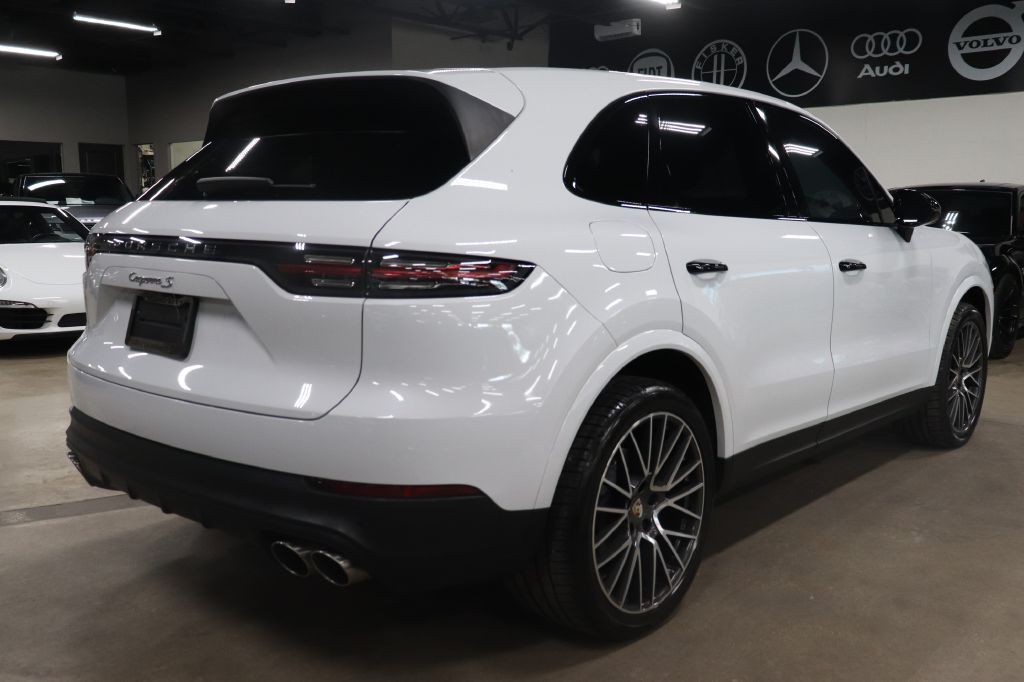 2019 Porsche Cayenne Image 5