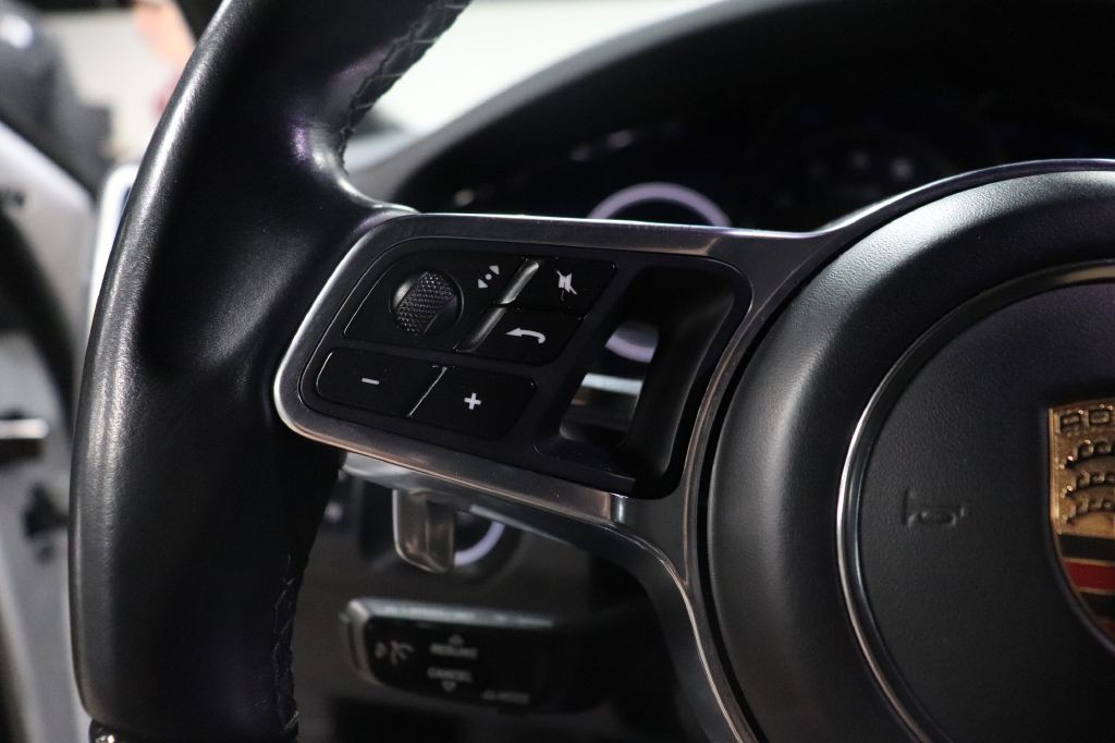 2019 Porsche Cayenne Image 16