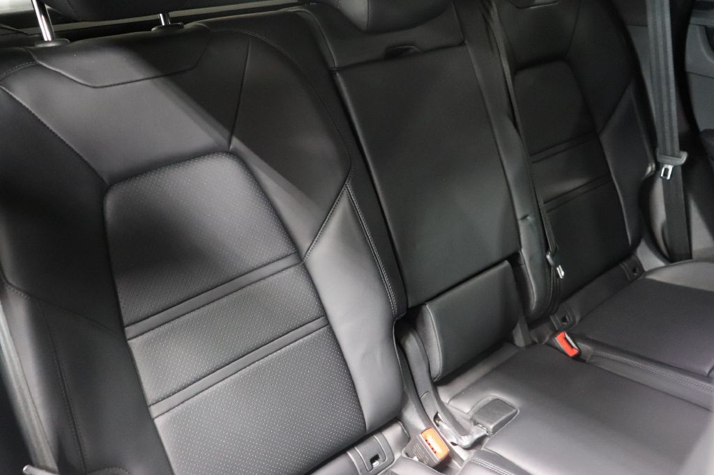2019 Porsche Cayenne Image 28