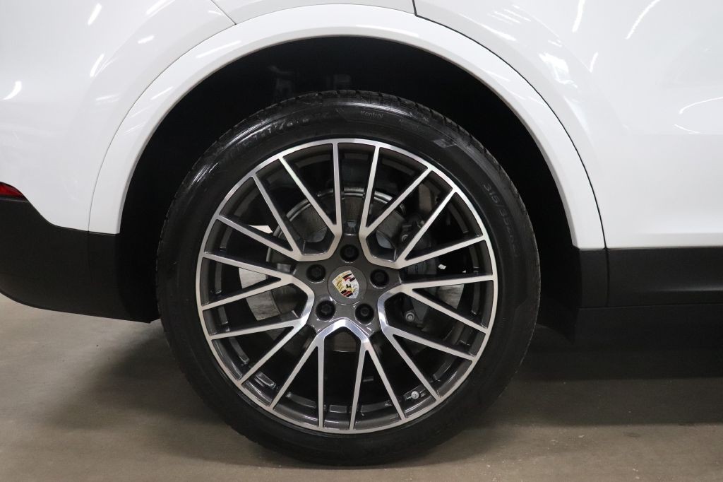 2019 Porsche Cayenne Image 36