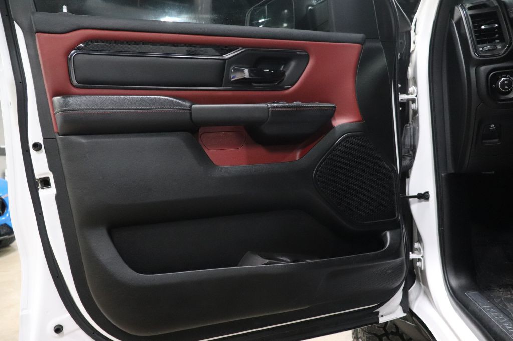 2022 RAM 1500 Image 9