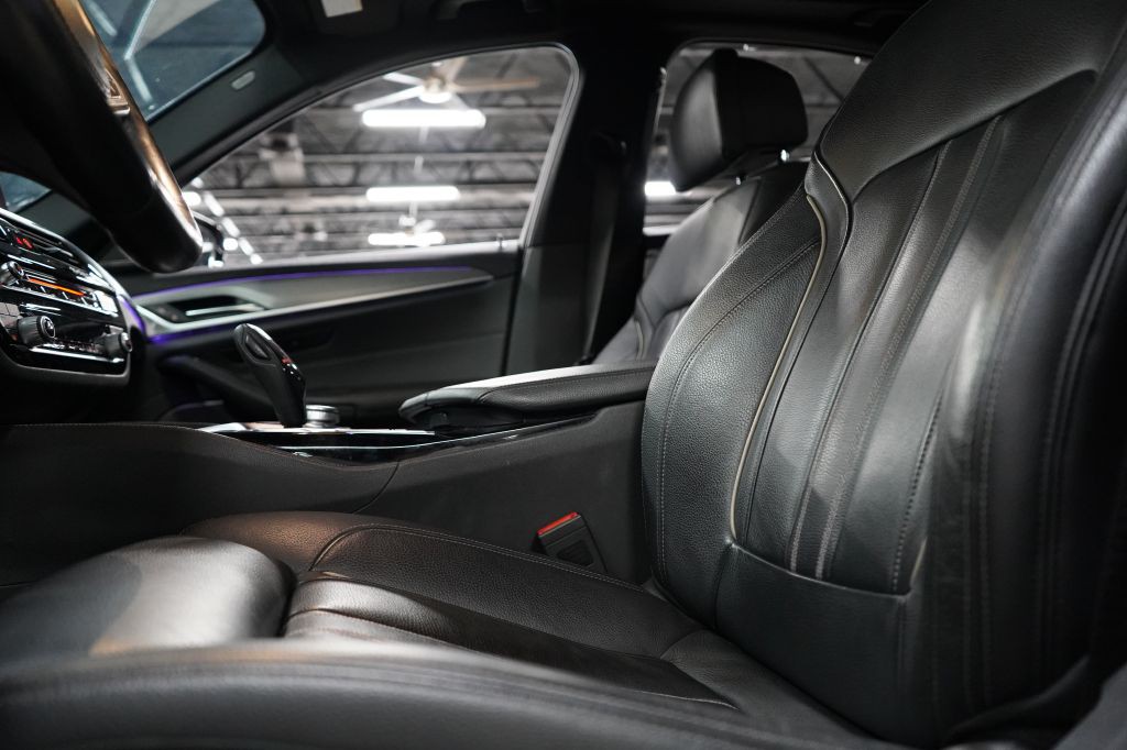 2019 BMW 5 Series Image 15