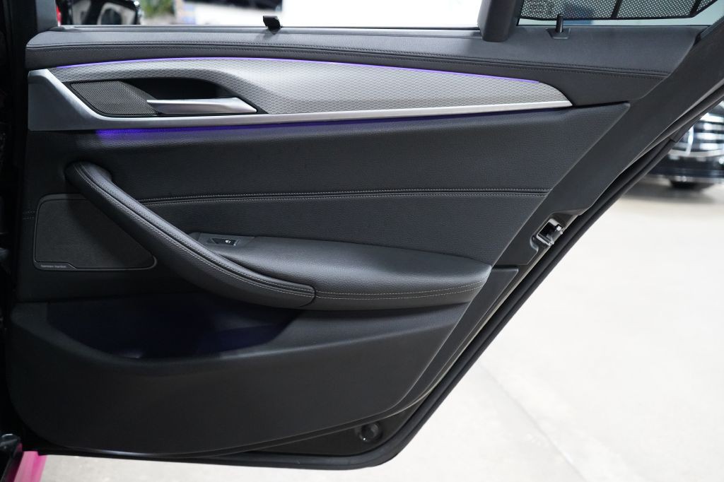 2019 BMW 5 Series Image 34