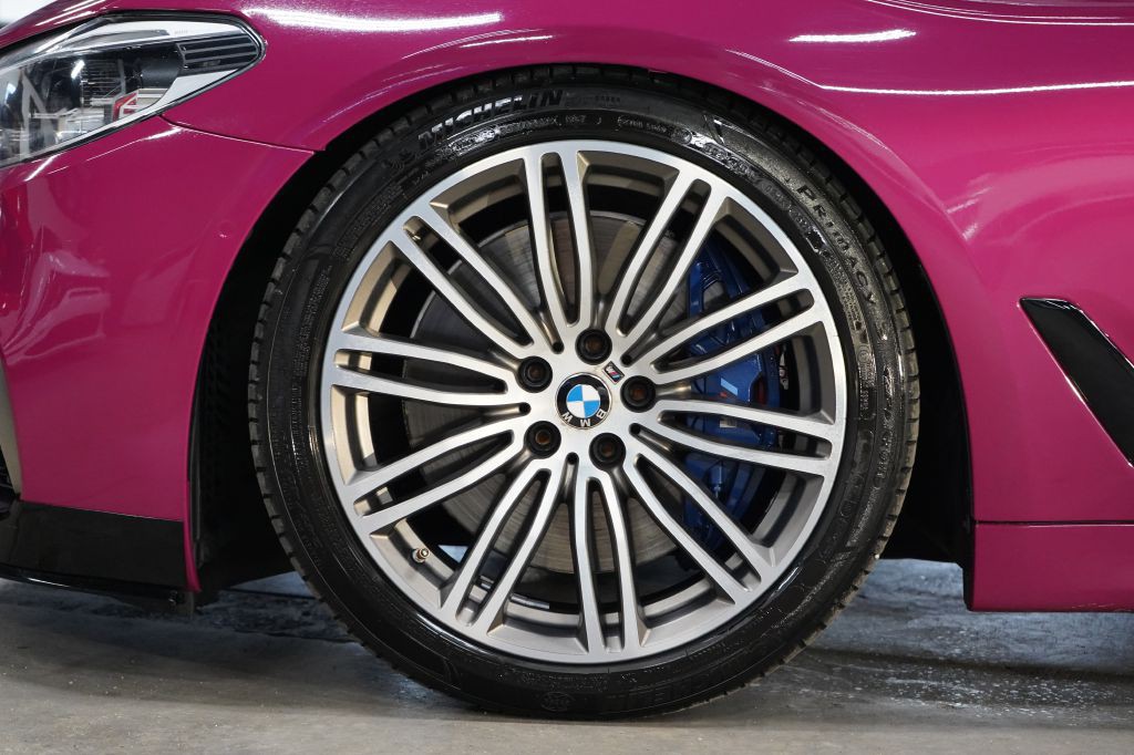 2019 BMW 5 Series Image 43