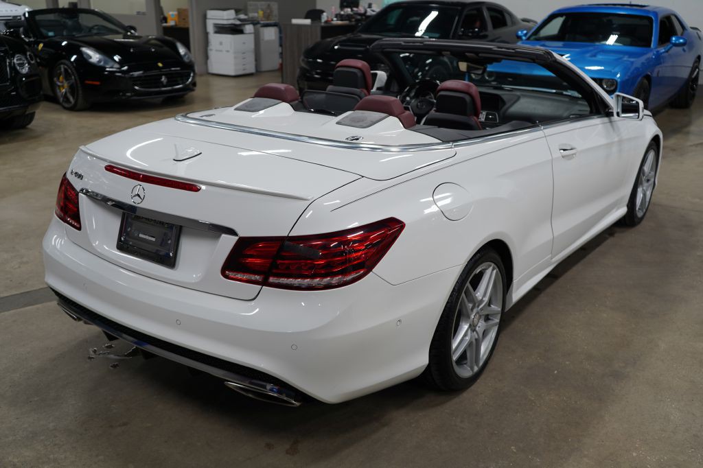 2016 Mercedes-Benz E-Class Image 9