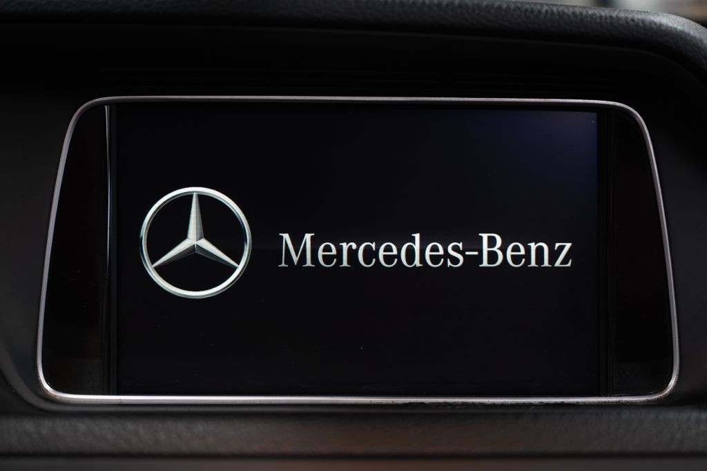 2016 Mercedes-Benz E-Class Image 18