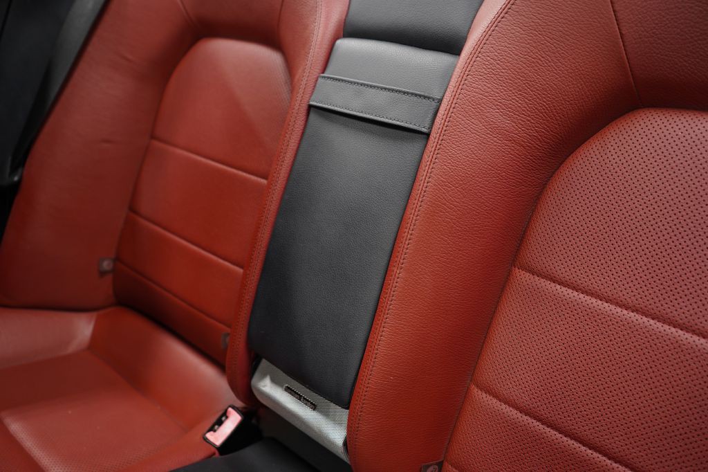 2016 Mercedes-Benz E-Class Image 33