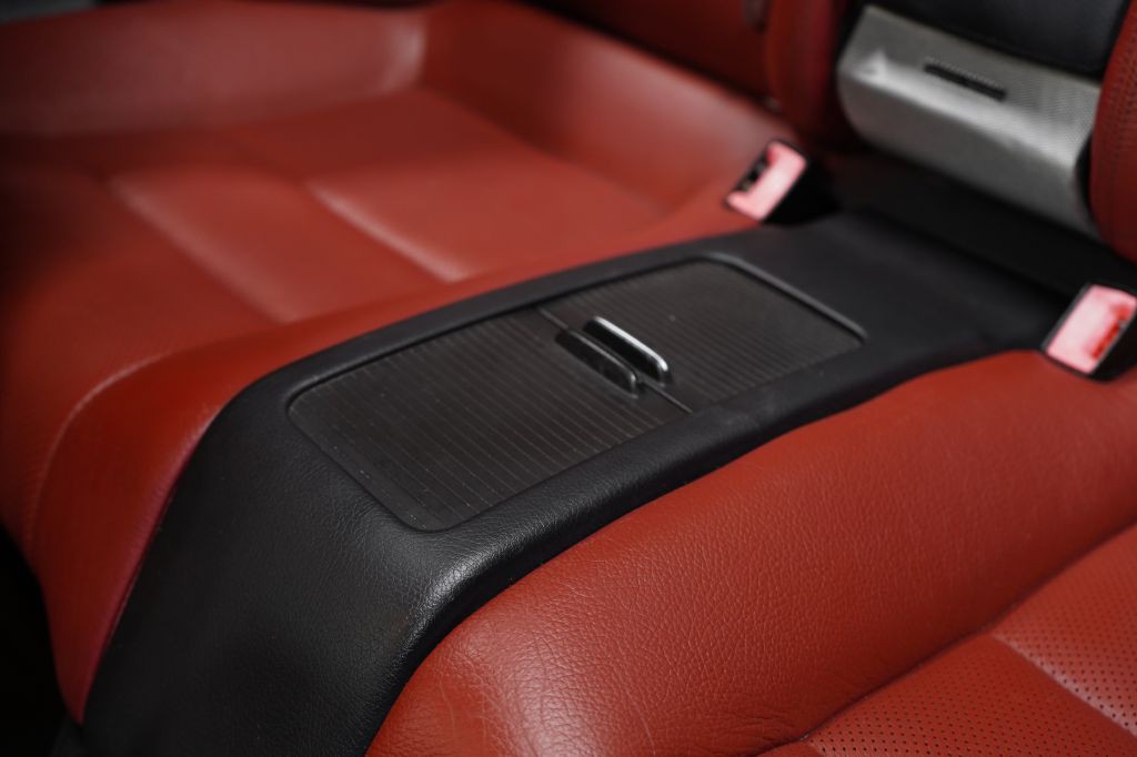 2016 Mercedes-Benz E-Class Image 35