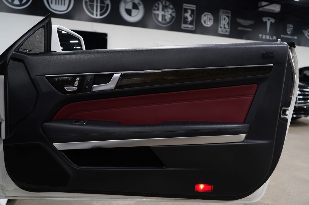2016 Mercedes-Benz E-Class Image 38