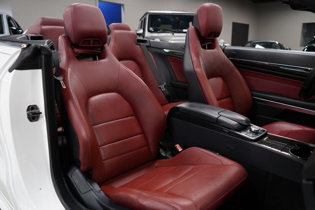 2016 Mercedes-Benz E-Class Image 40