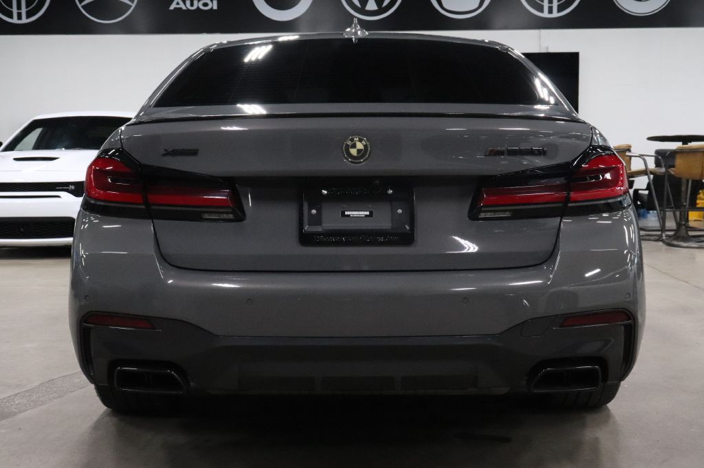 2022 BMW 5 Series Image 4