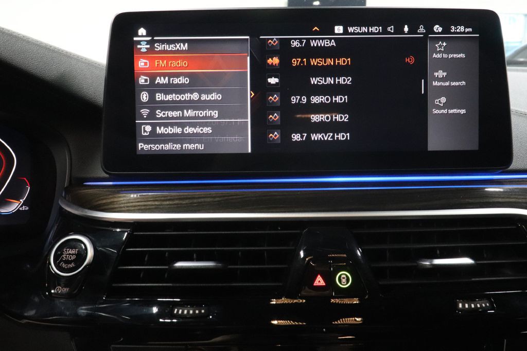 2022 BMW 5 Series Image 26