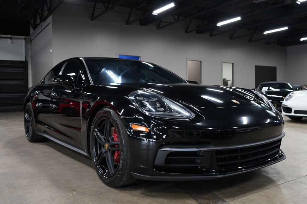 2018 Porsche Panamera Image 7
