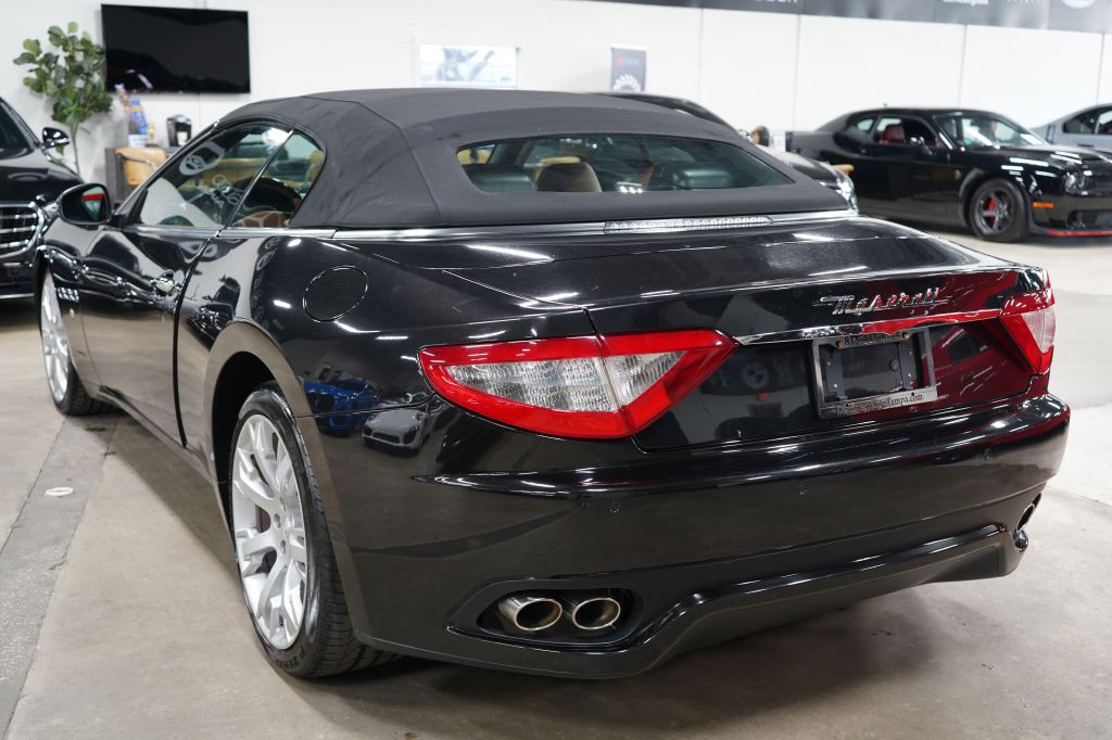 2012 Maserati GranTurismo Image 3