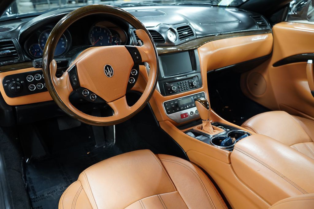 2012 Maserati GranTurismo Image 10