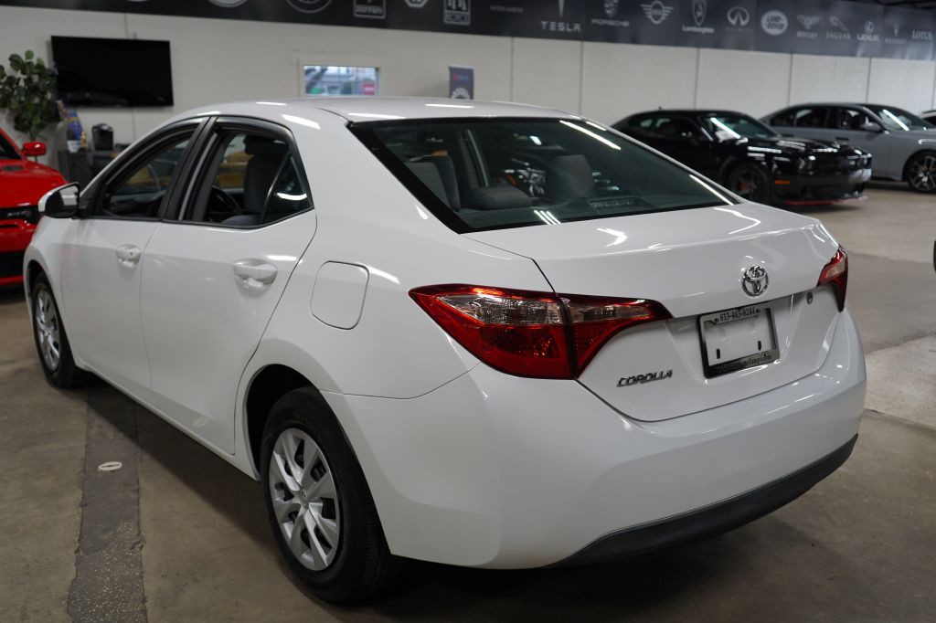 2018 Toyota Corolla Image 3