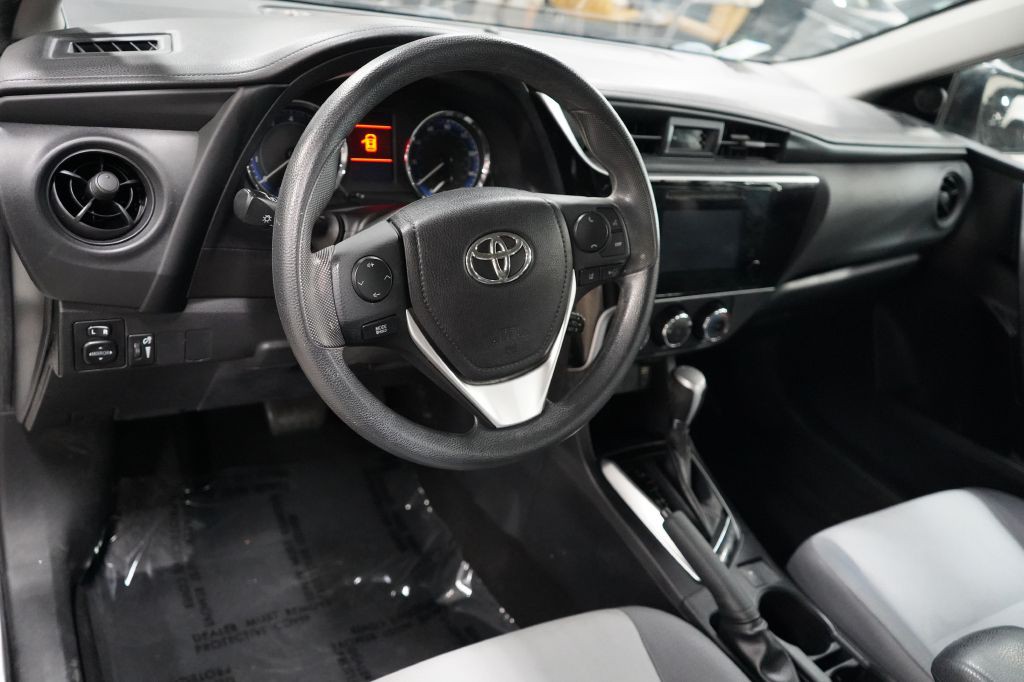 2018 Toyota Corolla Image 10