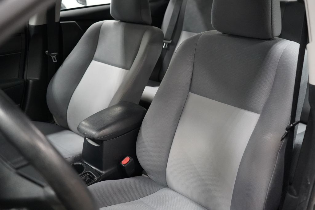2018 Toyota Corolla Image 11