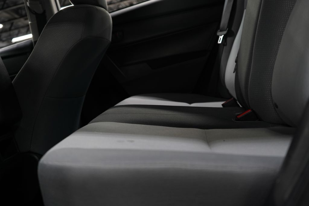 2018 Toyota Corolla Image 20